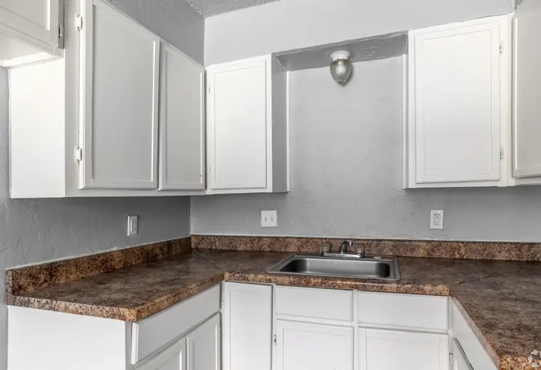 Kitchen cabinetry and countertop