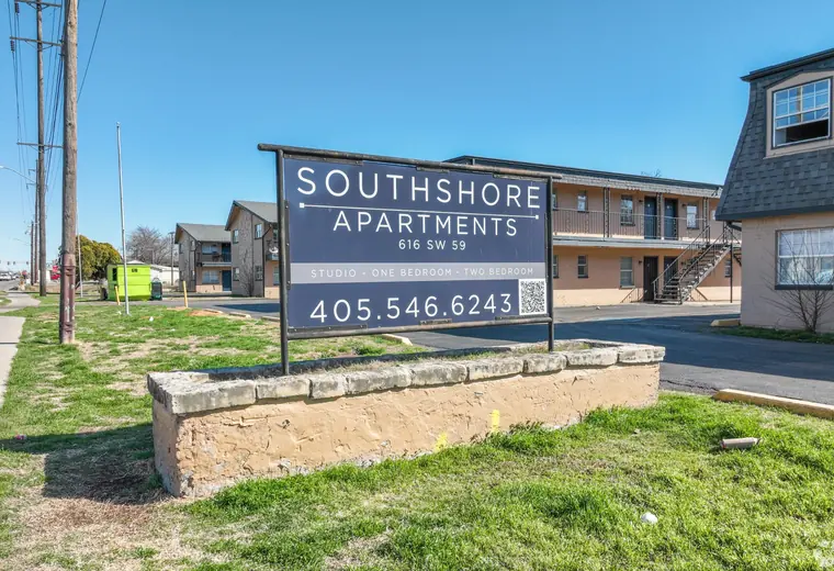 South Shore property sign